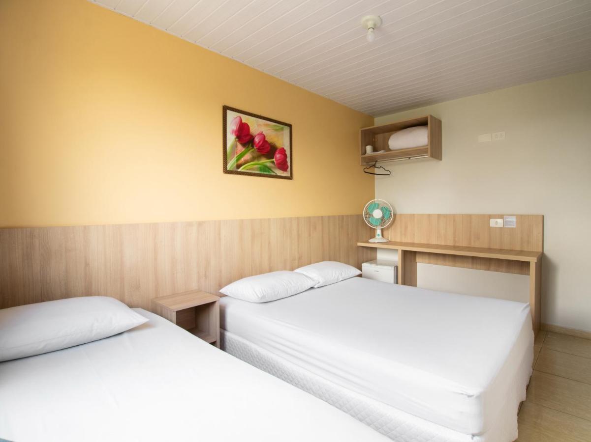 Hotel Cabbu Campo Largo Buitenkant foto